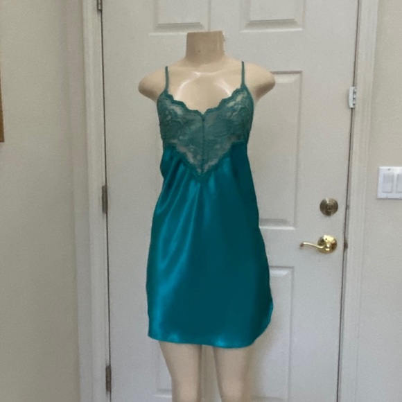 “ALEXANDRIA NICOLE” 💚SUPER SEXY🌹LACE NEGLIGEE - Picture 1 of 12